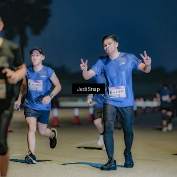 Runner Photo 7514786
