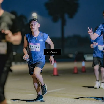 Runner Photo 7514791
