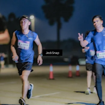 Runner Photo 7514812