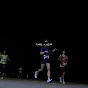 Runner Photo 7514835