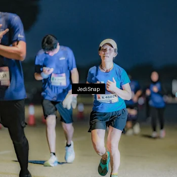 Runner Photo 7514875