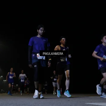 Runner Photo 7514884
