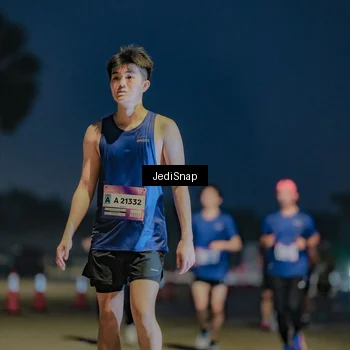Runner Photo 7514901