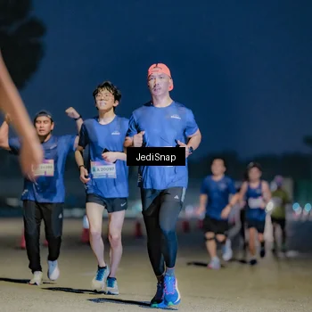 Runner Photo 7514905