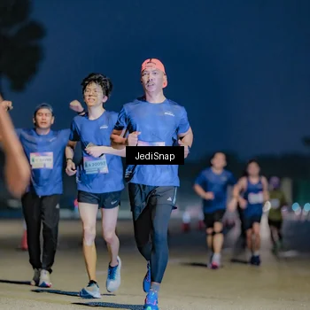 Runner Photo 7514911