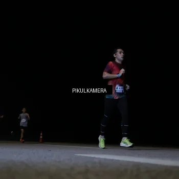 Runner Photo 7514992