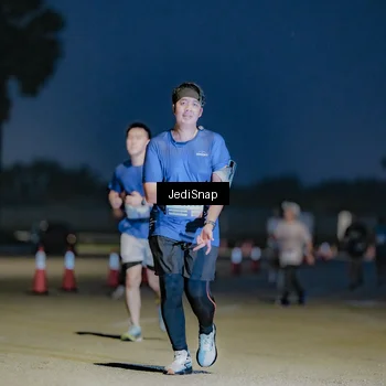 Runner Photo 7515002