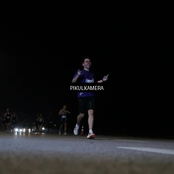 Runner Photo 7515005