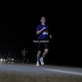 Runner Photo 7515015