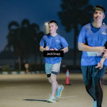 Runner Photo 7515018