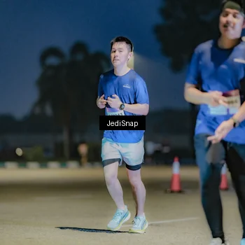 Runner Photo 7515020