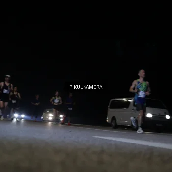 Runner Photo 7515036