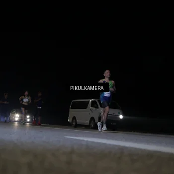 Runner Photo 7515041