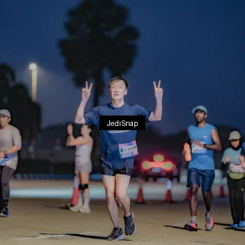 Runner Photo 7515042