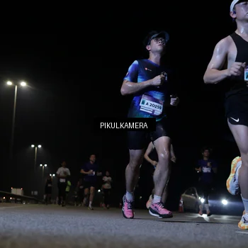 Runner Photo 7515043