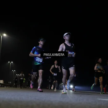Runner Photo 7515044