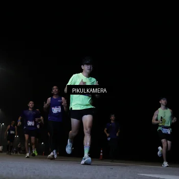 Runner Photo 7515059