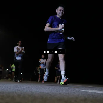 Runner Photo 7515062