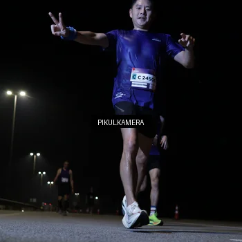 Runner Photo 7515071