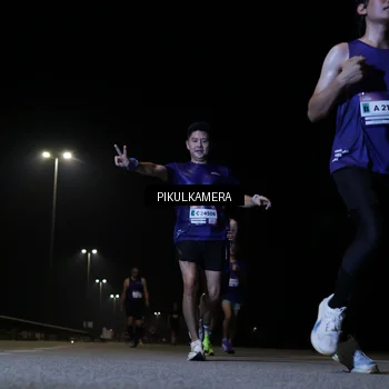Runner Photo 7515073
