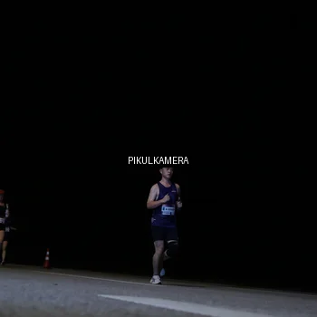 Runner Photo 7515095