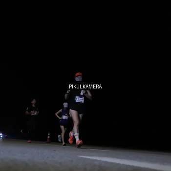 Runner Photo 7515098