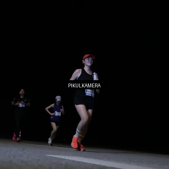 Runner Photo 7515103