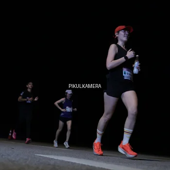 Runner Photo 7515106