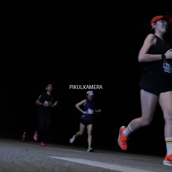Runner Photo 7515110