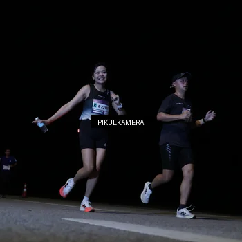 Runner Photo 7515124