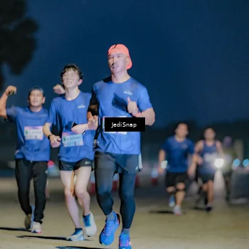 Runner Photo 7515130