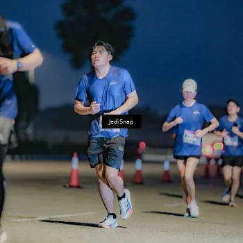 Runner Photo 7515132