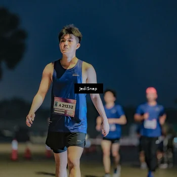 Runner Photo 7515134