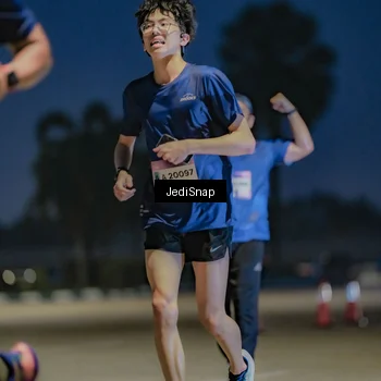 Runner Photo 7515136