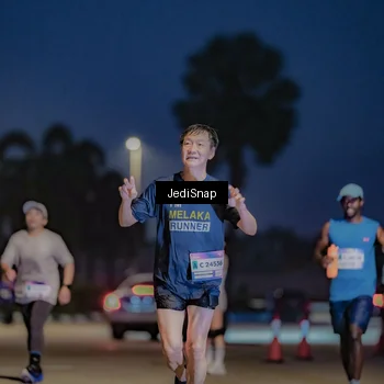 Runner Photo 7515143