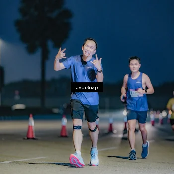 Runner Photo 7515160
