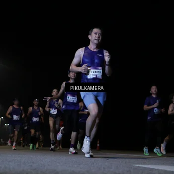 Runner Photo 7515166