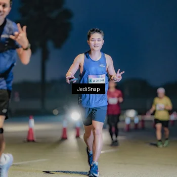 Runner Photo 7515172