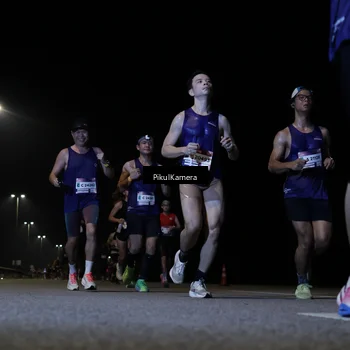 Runner Photo 7515175