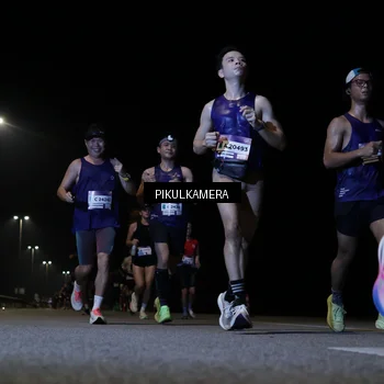 Runner Photo 7515177