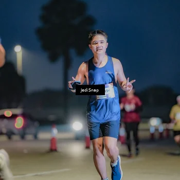 Runner Photo 7515182