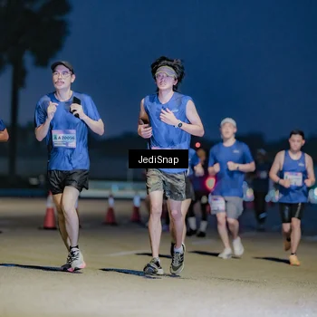 Runner Photo 7515229
