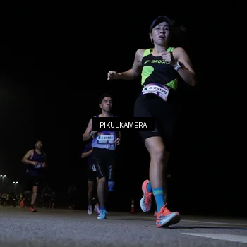 Runner Photo 7515236