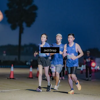 Runner Photo 7515239