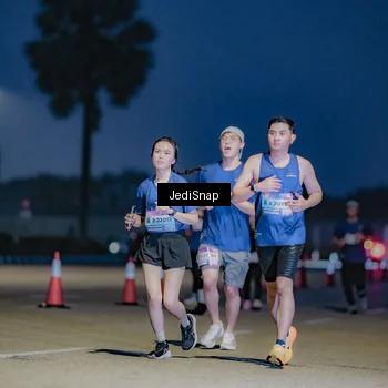Runner Photo 7515240