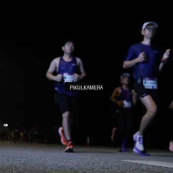 Runner Photo 7515246