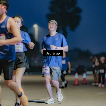 Runner Photo 7515259