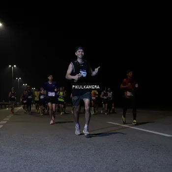 Runner Photo 7515262