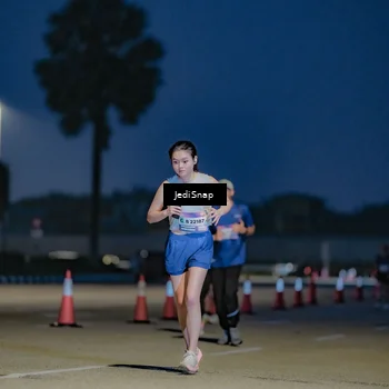 Runner Photo 7515267