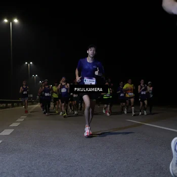 Runner Photo 7515275